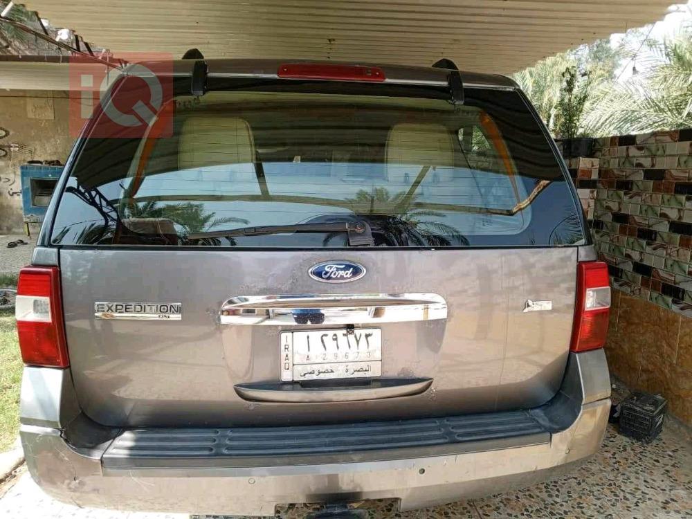 Ford Expedition